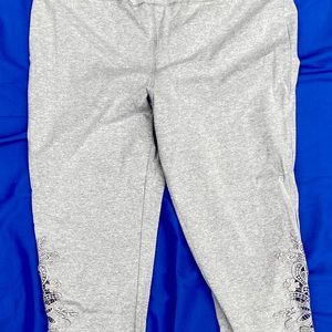 Cato Heather Gray Capri Leggings